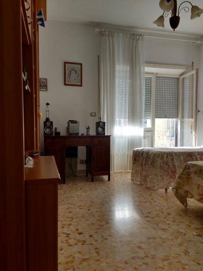 Apartamento Adrian House Roma Exterior foto