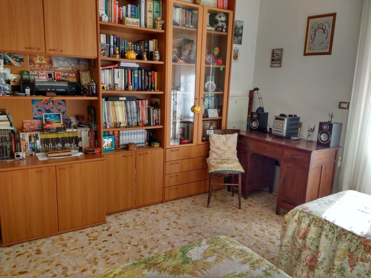 Apartamento Adrian House Roma Exterior foto